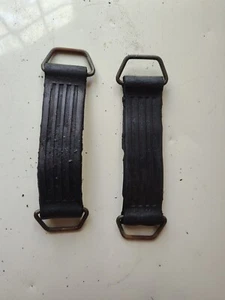 FIAT 850 SPIDER 2 USED rubber trunk jack securing straps - Foto 1 di 1