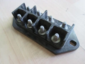 Bloque de terminales de 8 polos y 8 postes 1/4" 1/4"-NC20 (daño menor) #M172G - Imagen 1 de 7