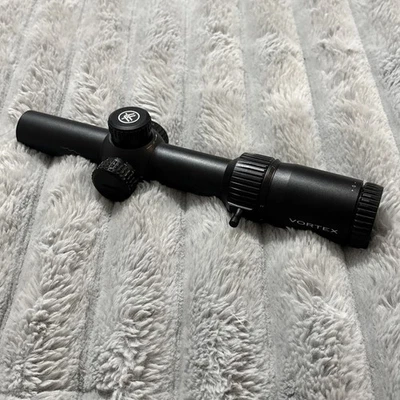 Трубчатый оптический прицел для винтовки Vortex Optics Strike Eagle 1-6x24 SFP BDC3 MOA 30 мм - Изображение 1 из 4