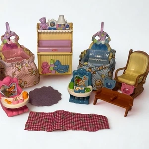 Fisher-Price Loving Family Kinderzimmer Krippe Wickeltisch Set - Bild 1 von 14
