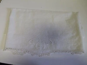 Vintage 43 inch Table Runner Floral Embroidery White on White Lace Edge - Picture 1 of 4