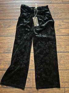 New With Tag Matilda Jane Black Velvet Floral Elastic Waist Pants SZ 8 Girls - Picture 1 of 3