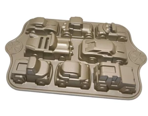 Nordic Ware Sweet Rides Classic Car Mini Cake Mold Pan Cast Aluminum Very Clean - Picture 1 of 4