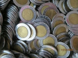 Bi-Metall Münzen - 500 Lire, 1000 Lire, 10 Francs in verschiedenen Mengen - Lots - Bild 1 von 4