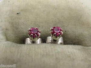 PENDIENTES DE PLATA DE LEY PARA BEBE NIÑAS CON PIEDRA RUBÍ - Foto 1 di 3