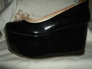 SANDALO SCARPA PLATFORM ECO PELLE ZEPPA ASOS 39 TACCO 10 CM BEIGE NERO VERNICE  - Foto 1 di 9