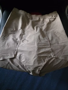 m&s shaping knickers size 20 - Picture 1 of 3