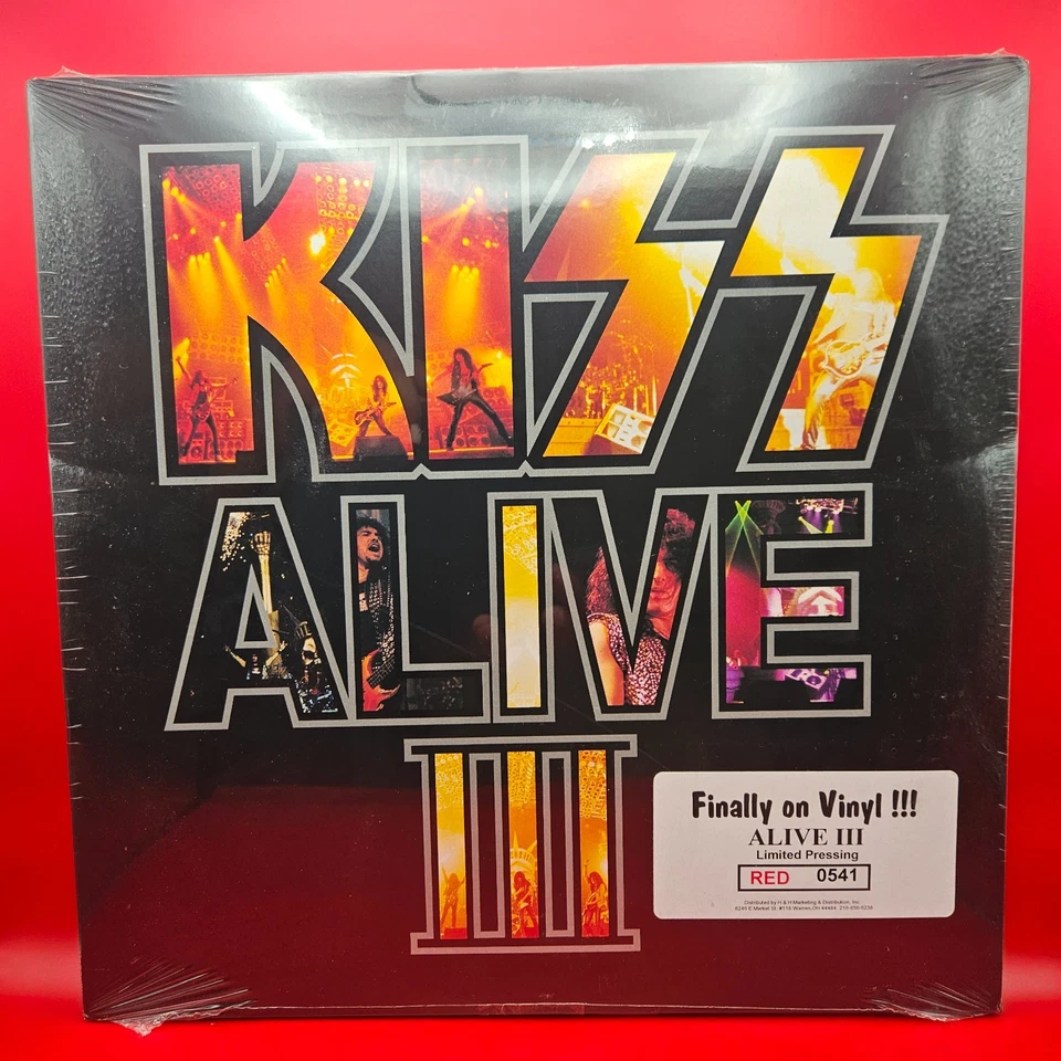 KISS ALIVE III Red Sealed with Hype Sticker No. 0541 Foto 1 de 2