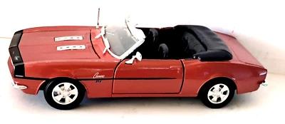 Chevy Camaro SS 396 1968 convertible escala 1/24 Maisto suelto por favor leer Foto 1 de 4