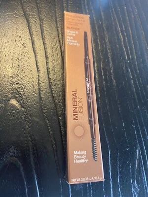Mineral Fusion Retractable Brow Pencil Duel Ended BLONDE 0.003 Oz New in box￼ - Image 1 of 3