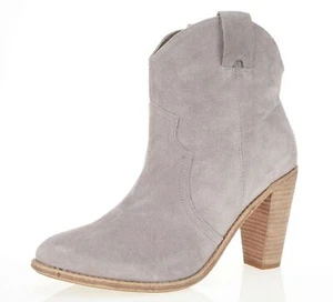 Womens JOIE Grey Suede Short Ankle Boots Shoes Size 40 - Picture 1 of 8
