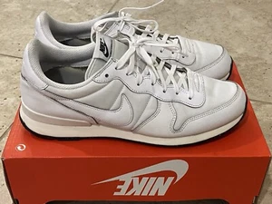 NIKE INTERNATIONALIST "BY YOU" SHOES - MEN'S SIZE 11 GREAT CONDITION ALL WHITE - Picture 1 of 10