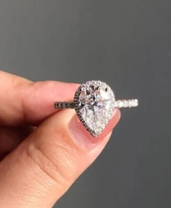 2.20Ct Pear Cut Lab Created Diamond Halo Engagement Ring 14K Yellow Gold Plated - Imagen 1 de 6