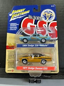 1/64 JOHNNY LIGHTING 1964 DODGE 330 ""TRIBUTE"" & 1971 DODGE DEMON GSS MR. NORM - Bild 1 von 2