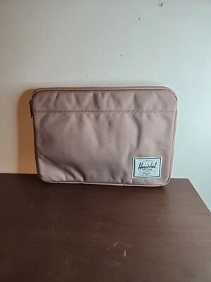 Herschel Supply Company Brand Laptop Case Padded Pink, Black Inside - Image 1 of 4