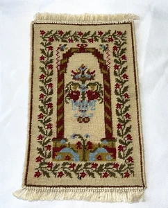 VTG OOAK Victorian Floral Petit Point Needlepoint Dollhouse Fringe Rug Handmade - Picture 1 of 5