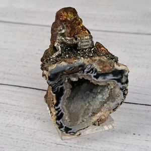 Pewter Gold Miner Figurine on Geode Rock Stone Prospector - Picture 1 of 13