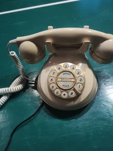 Vintage Microtel Knightsbridge Telephone Push Button Dial Desk Phone Retro - Picture 1 of 3