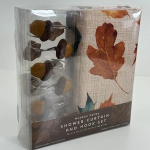 Hudson Valley Fall Leaves Shower Curtain and Acorn Hooks Set (72" L x 70" W) - Bild 1 von 4