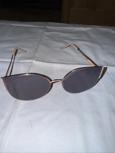 Steve Madden Women's Sunglasses Rose Gold Metal Frame Brown Lens New - Picture 1 of 6