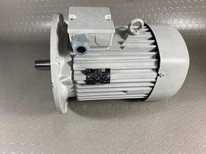 Motore elettrico VEM 3 KW 380/660V 1420U/Min S1 IP55 K21R 100 LX 4 - Foto 1 di 5
