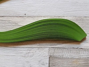 100 strisce di carta per quilling larghe 10 mm - verde oliva chiaro - Foto 1 di 1