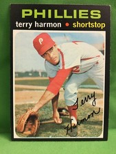 Topps 1971 baseball card TERRY HARMON, card #682, PHILADELPHIA PHILLIES 