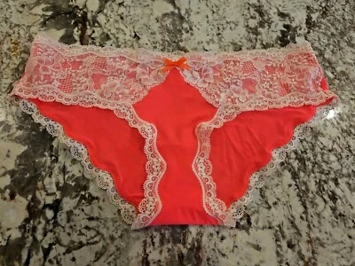 True Vintage Victoria's Secret Satin & Lace Dream Angels Hipkini Panty Large - Imagem 1 de 3