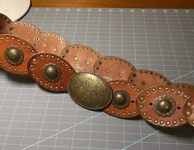 Cinturón Fossil Vintage Para Mujer Cuero Genuino Talla L Hebilla Grabada en Latón Foto 1 de 4