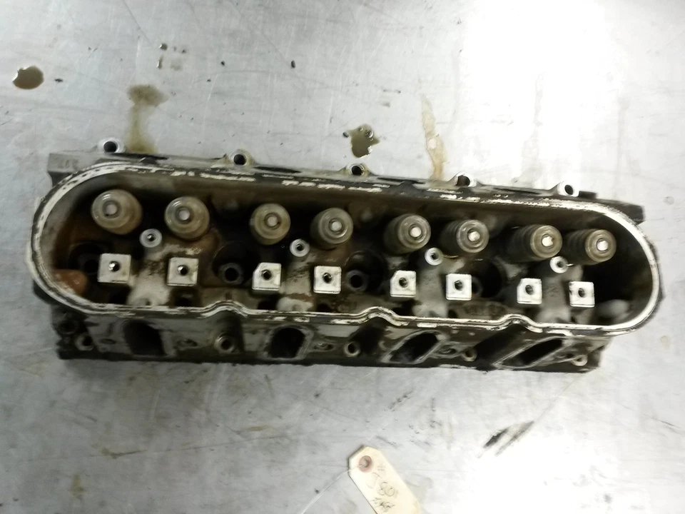 Головка блока цилиндров для 00-06 GMC Yukon XL 2500 6.0 317 - Изображение 1 из 4