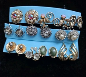 Vtg Lot 10 Pairs Screw Back Earrings  3 Signed Krementz Nephrite Oval Coro Delma - Picture 1 of 18