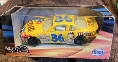 Hot Wheels Racing 1:24 Scale M&M's #36 Ken Schrader Pontiac NASCAR 2002 New - Image 1 of 4