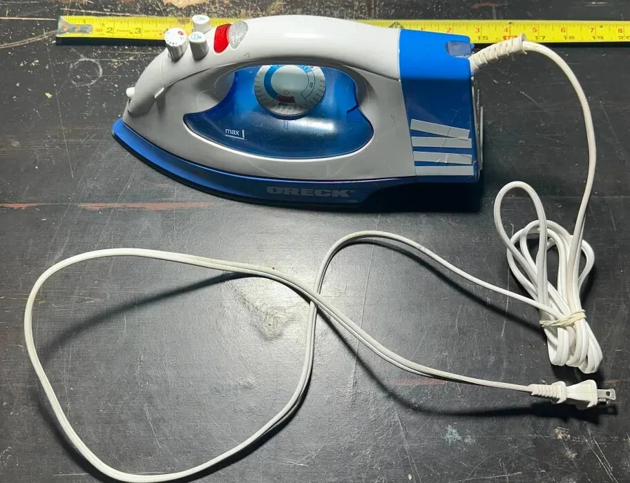 Oreck Plancha de Vapor Inalámbrica Cable Vaporera Portátil Libre Tela con Cable JP8100CB Foto 1 de 4