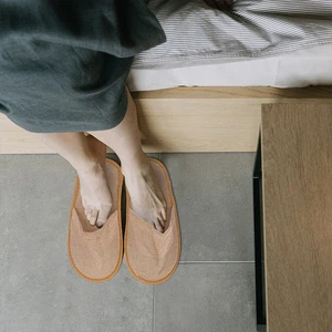 1 Pair Disposable Slippers Home Hotel Slippers Non-slip Disposable Slippers - Picture 1 of 12