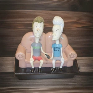Beavis And Butthead On Couch Talks When You Aim Any Remote Control At It (AS IS) - Picture 1 of 14