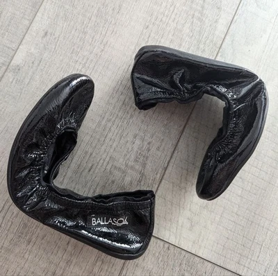 Zapatilla plana Ballasox negra plegable charol ballet talla 7 de Corso Como NUEVA Foto 1 de 4
