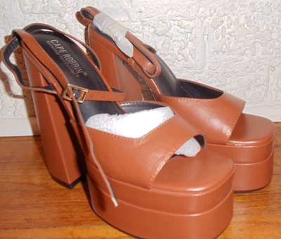 New Ladies 8M Cape Robbin Brown Platform Ankle strap block heels - Image 1 of 4