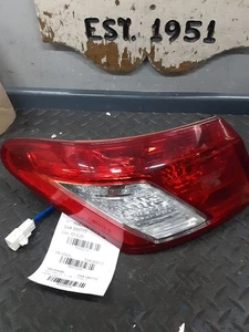 2007-2009 LEXUS ES350 DRIVER SIDE TAIL LIGHT (QTR MTD) - Picture 1 of 3