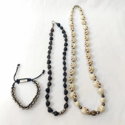 3 Piece Cream White Howlite Turquoise Carved Skull Head Beads Necklaces Bracelet - Image 1 of 4
