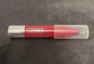 Clinique Chubby Stick Moisturizing Lip Colour Balm 03 Mightiest Maraschino - Bild 1 von 3