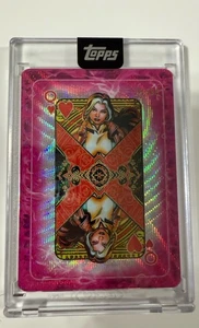 2025 Topps Marvel Mint Gambit Deck Playing Card - ROGUE Queen Of Hearts /99 H-Q - Bild 1 von 3