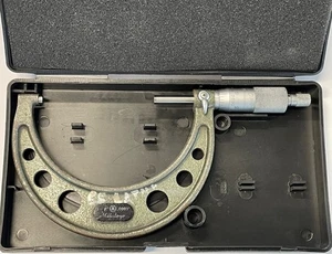 Mitutoyo 103-218 Outside Micrometer, 3-4" Range, .0001" Graduation - Picture 1 of 6