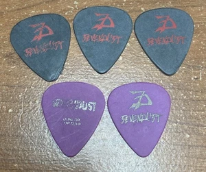 5x SEVENDUST Tour Used 2008 Guitar Picks Purple & Black Sonny Vinnie - Picture 1 of 3