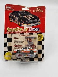 NASCAR Alan Kulwicki #7 Hooters 1992 Champion Ford Thunderbird - 1993 Edition - Bild 1 von 1
