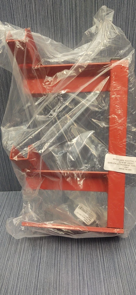 Milwaukee MF-556341 Quik-Lok Attachment Tool Holder w connectors  - Image 1 of 1