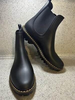 Verbenas Gaudi Booties Sz 10 (41) Women’s Igor Wellington in Black Rubber New - Image 1 of 4