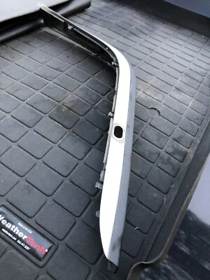 Moldeo de impacto de parachoques L 95-2001 BMW E38 740iL 750iL 740i 728iL 735iL 730i 728iL Foto 1 de 4