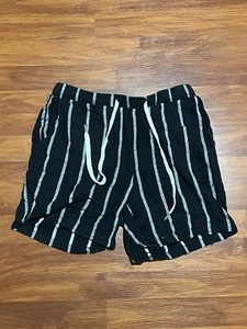 Pantalones Cortos Manfinity Homme Hombres Negros Cordón Cintura Inclinado Bolsillo Rayas - Imagen 1 de 1