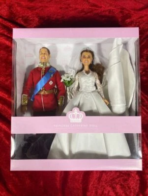 Princess Catherine and Prince William Royal Wedding Arklu Dolls - PCD003 - Image 1 of 3