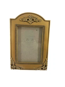 Vintage verzierter goldfarbener Bilderrahmen 4,5"x6,5" Barock Stil Deko Tischplatte - Bild 1 von 13